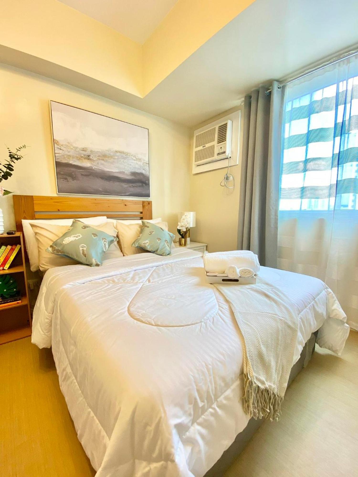 Cozy Studio In Metro Davao With W&D, Pool, & Gym Exterior photo